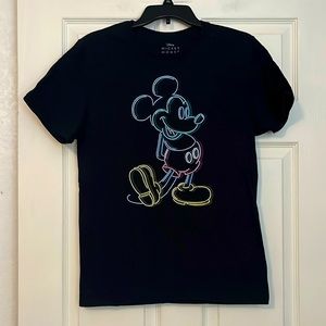 NWOT UNISEX MICKEY MOUSE TEE : SIZE MEDIUM